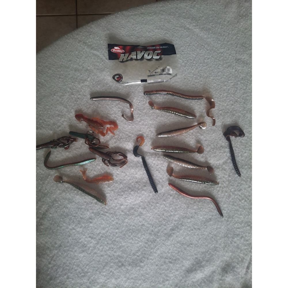 Berkley Havoc Soft Plastic Fishing Lure Lot Grass Pig Swimbait Craw Worms 17pc